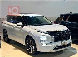 ميتسوبيشي اوتلاندر